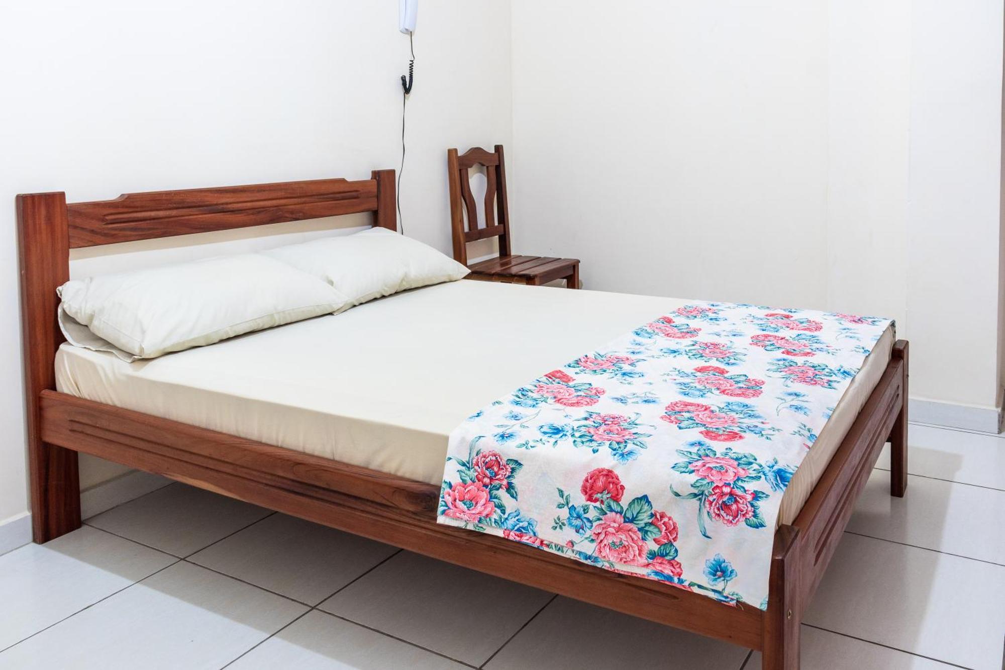 Hotel Caminho Do Rosario อาปาเรซีดา ภายนอก รูปภาพ