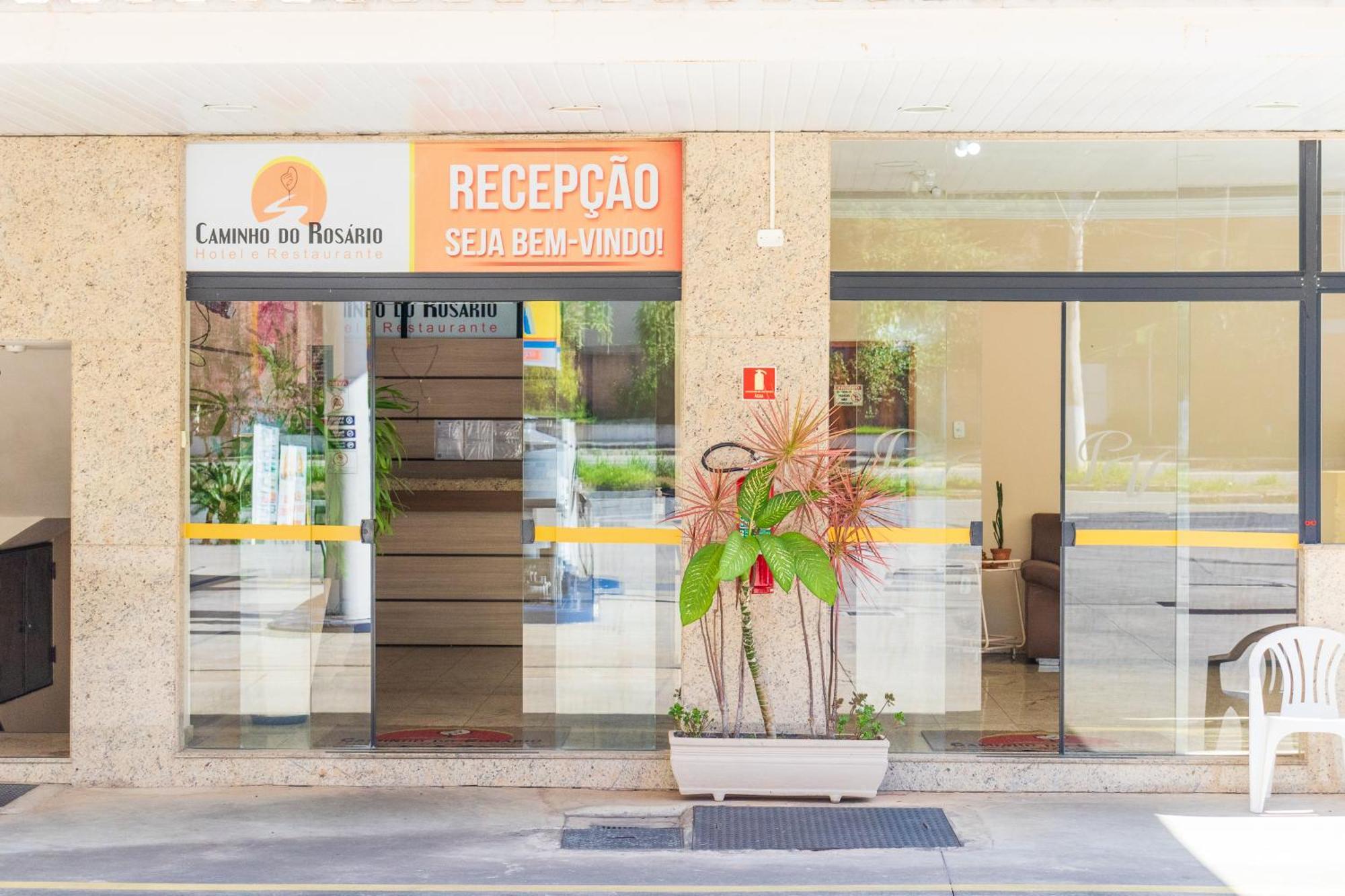Hotel Caminho Do Rosario อาปาเรซีดา ภายนอก รูปภาพ