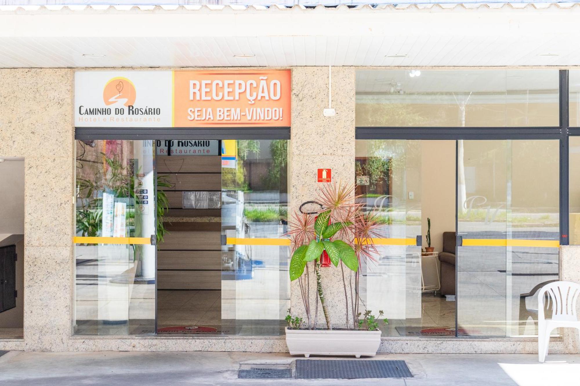 Hotel Caminho Do Rosario อาปาเรซีดา ภายนอก รูปภาพ
